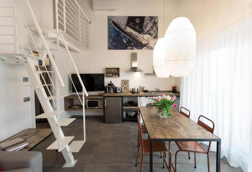 1 Bedroom Apartment Lake View, Sunset Residence