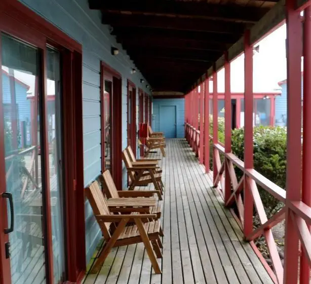 スタンダードルーム, Adventure Lodge And Motels And Tongariro Crossing Track Transport