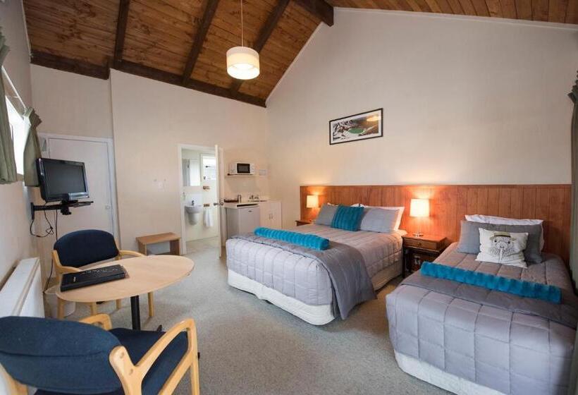 スタンダードルーム, Adventure Lodge And Motels And Tongariro Crossing Track Transport