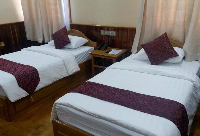 اتاق سوپریور, Juno