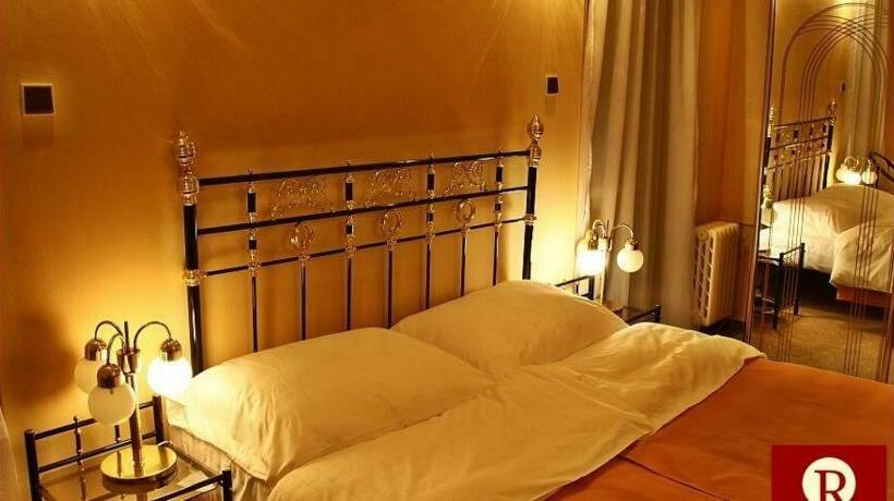 标准间, Roosevelt