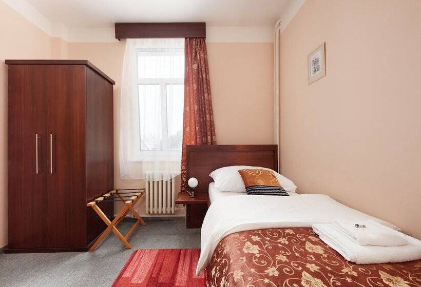 标准单人间, Roosevelt