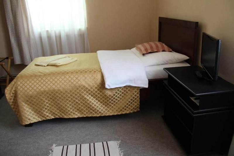 标准单人间, Roosevelt