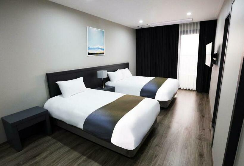 Camera Tripla Standard, Sobaeksan Punggi Spa Resort