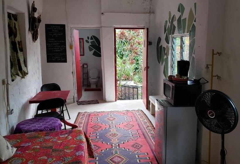 سوییت با چشم‌انداز باغ, Prince Valley Guesthouse