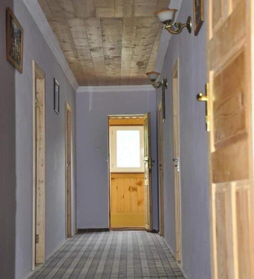 اتاق استاندارد با چشمانداز کوهستان, Ushguli Hotel Riho