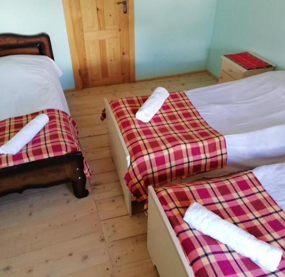 اتاق استاندارد سه نفره, Ushguli Hotel Riho