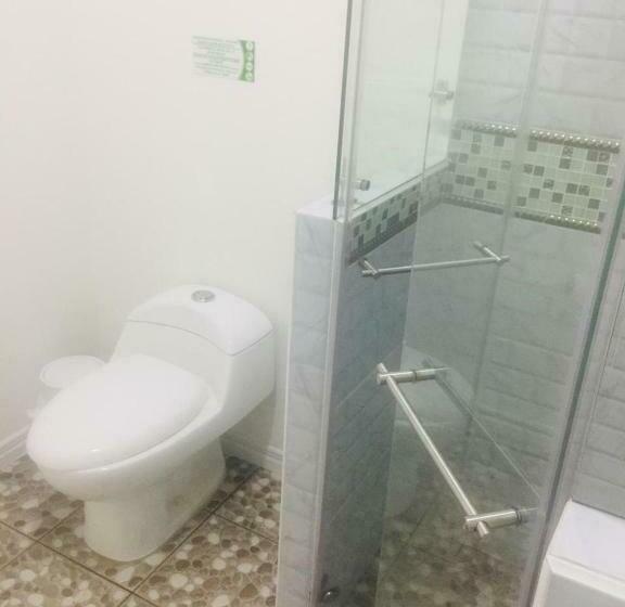 バス共有のスタンダードルーム, Three House Hostel Boutique