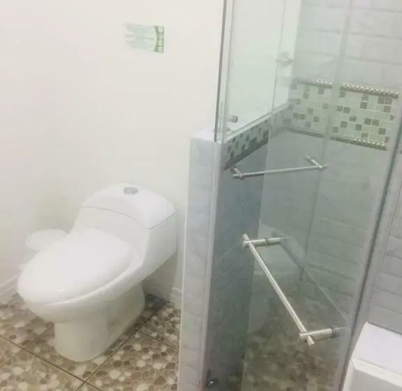 Standard-huone Jaettu Kylpyhuone, Three House Hostel Boutique