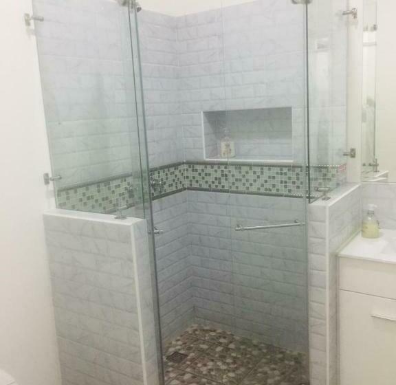 バス共有のスタンダードルーム, Three House Hostel Boutique