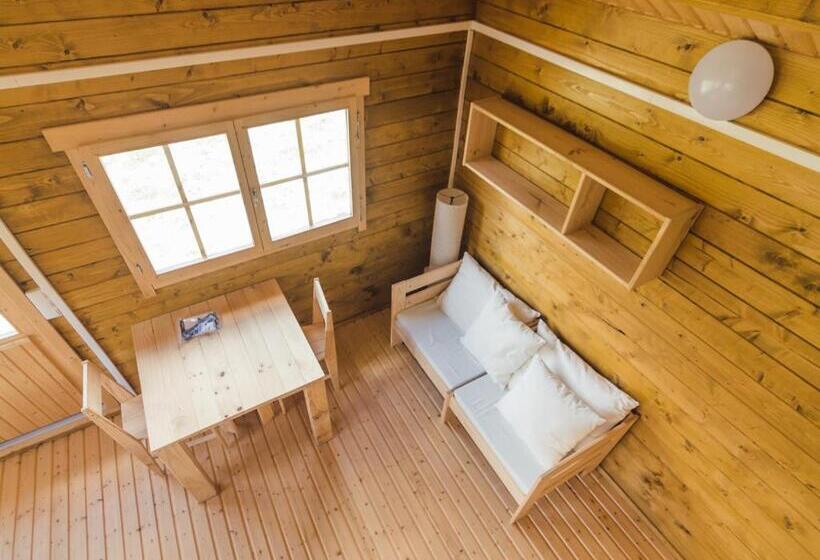 كابينة, Albergue Restaurante De Artieda