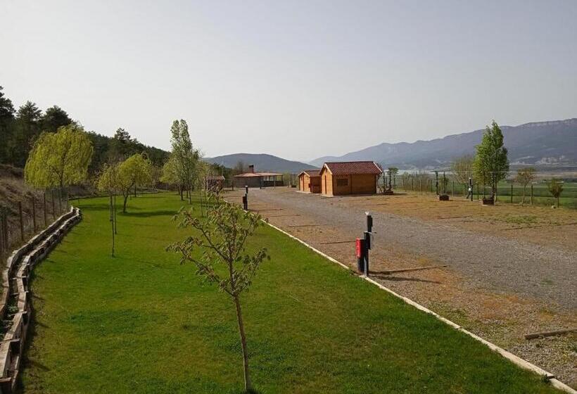 كابينة, Albergue Restaurante De Artieda