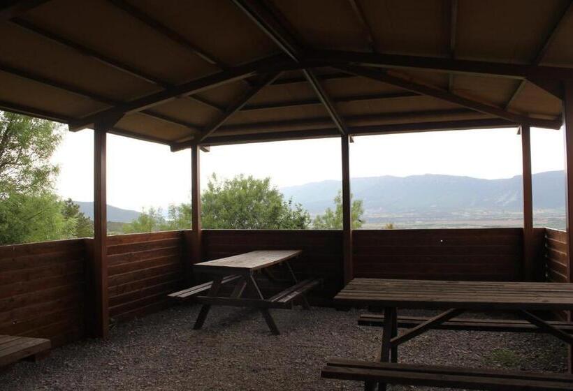 Хижина, Albergue Restaurante De Artieda