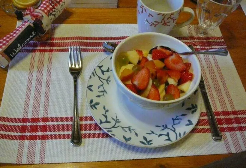 Standard Neljän Hengen Huone, Au Crapaud Charmant