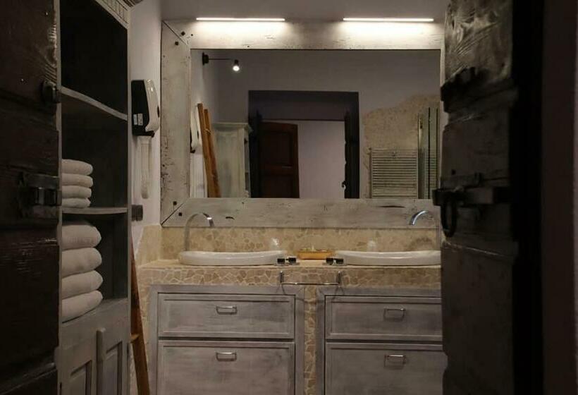 豪华三人间, Bed & Breakfast 1906