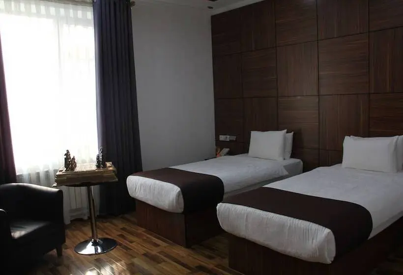Quarto standard, Asmald Palace