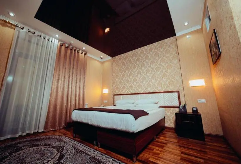 Suite com Varanda, Asmald Palace