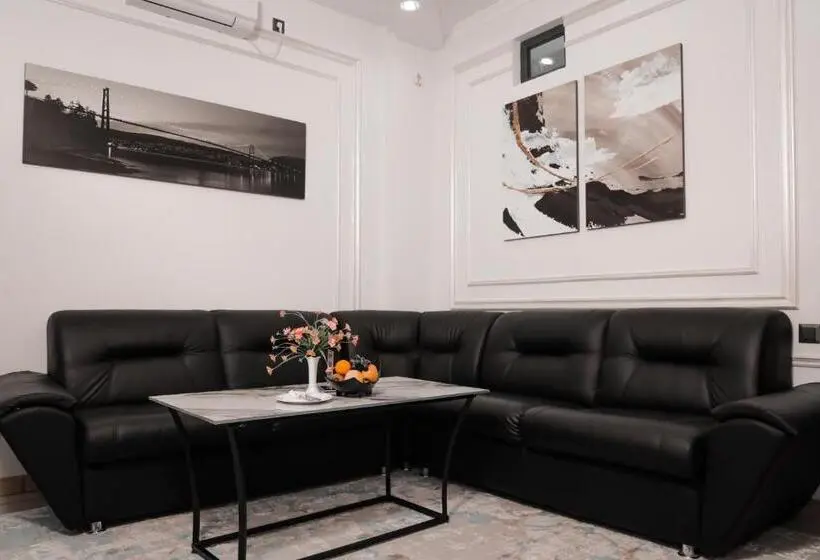 Suite Executiva, Asmald Palace