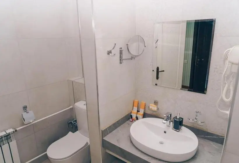 Quarto Deluxe Cama King, Asmald Palace