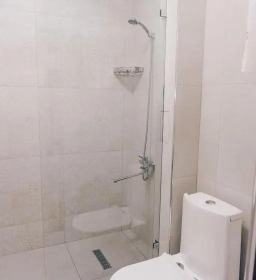 Quarto standart individual, Asmald Palace