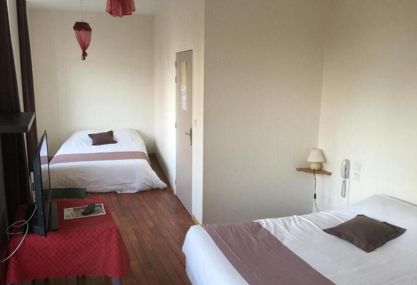 四人标准间, Au Père Tranquille