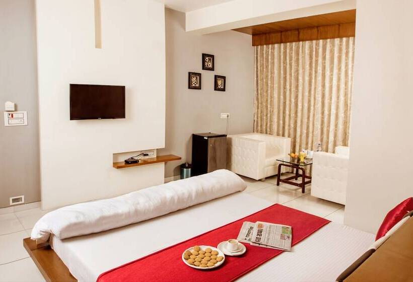 Королевский Номер, Fun City