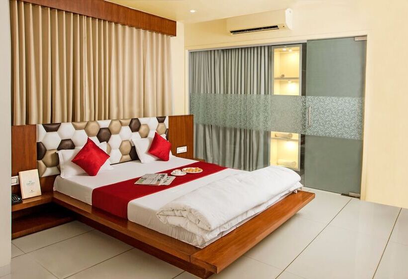 皇家房间, Fun City