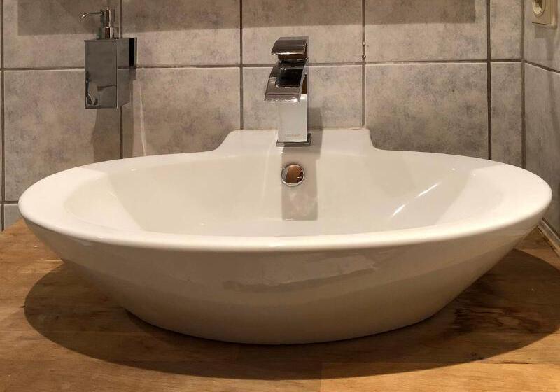 شقة غرفتين, Landlust