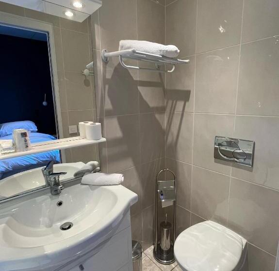 اتاق استاندارد یک تخته با بالکن, Ostan Hôtel Boutique