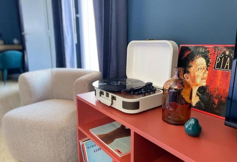 اتاق استاندارد سه نفره, Ostan Hôtel Boutique