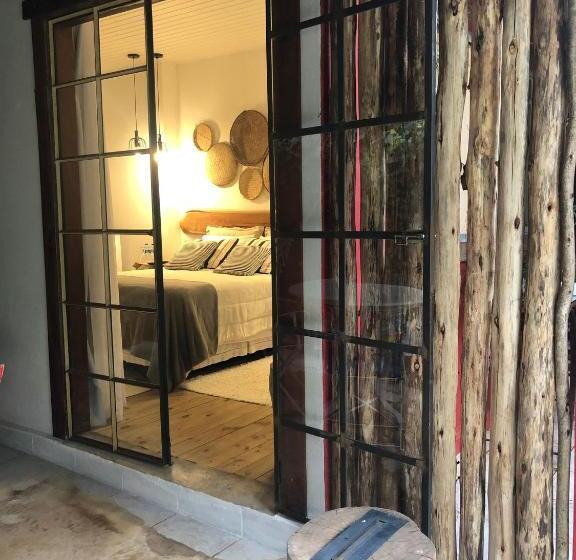 جناح سرير ملكى, Aconchego Da Roça