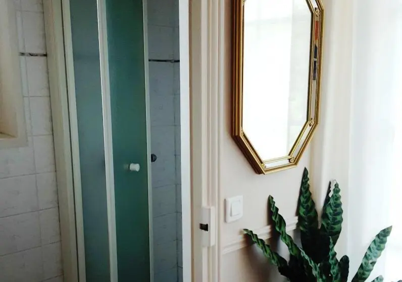 スタンダードルーム, Apakabar Homestay Ambiance Balinaise, Parking Privé, Netflix