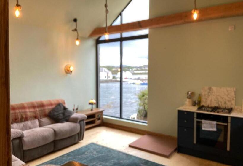 Номер Стандарт, Hillside