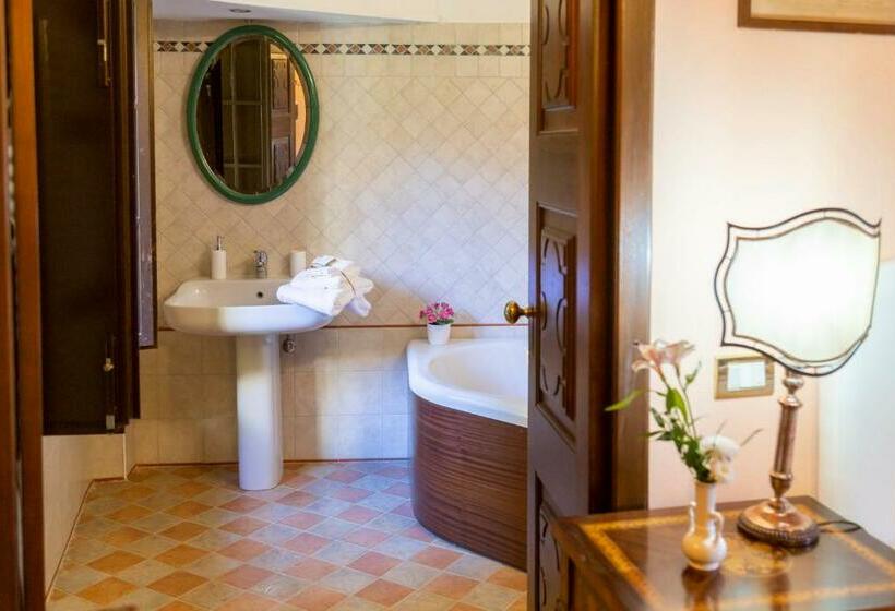 חדר סופריור נוף לגינה, Palazzo Sismonda