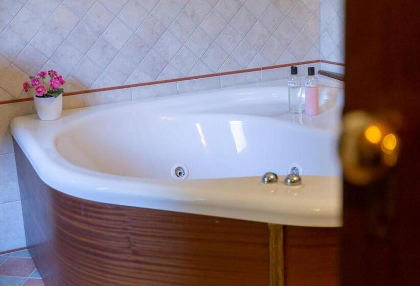 חדר סופריור נוף לגינה, Palazzo Sismonda