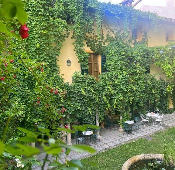 חדר סופריור נוף לגינה, Palazzo Sismonda