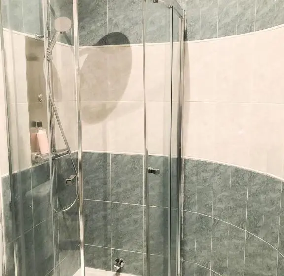Huoneisto 1 Makuuhuone Terassi, Palazzo Sismonda