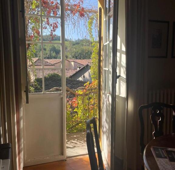 דירת חדר עם טרסה, Palazzo Sismonda