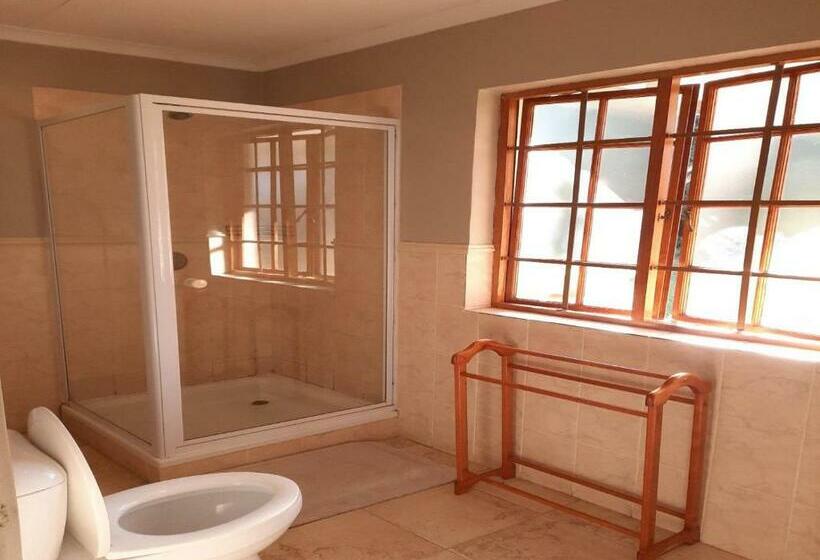 Бунгало Стандарт, Peppertree House Bnb And Self Catering