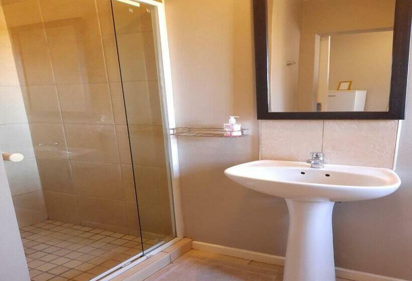 בקתה סטנדרטית, Peppertree House Bnb And Self Catering