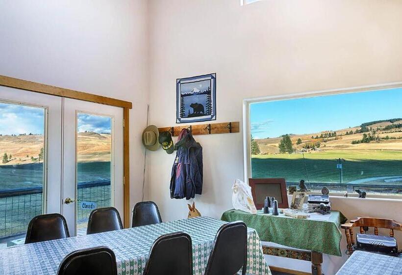 منزل غرفة نوم واحدة, Eden Valley Ranch