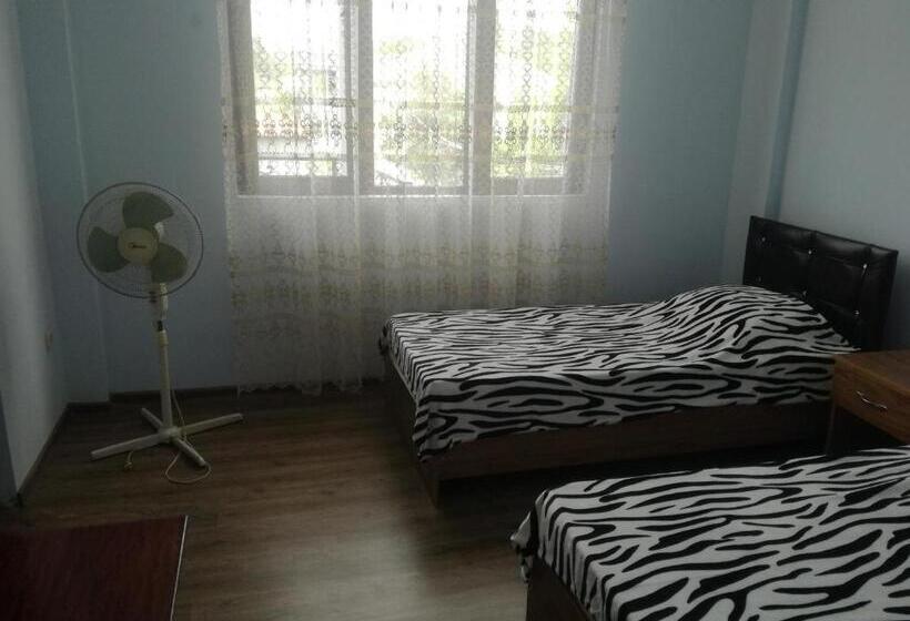 اتاق استاندارد, Guest House Irakli