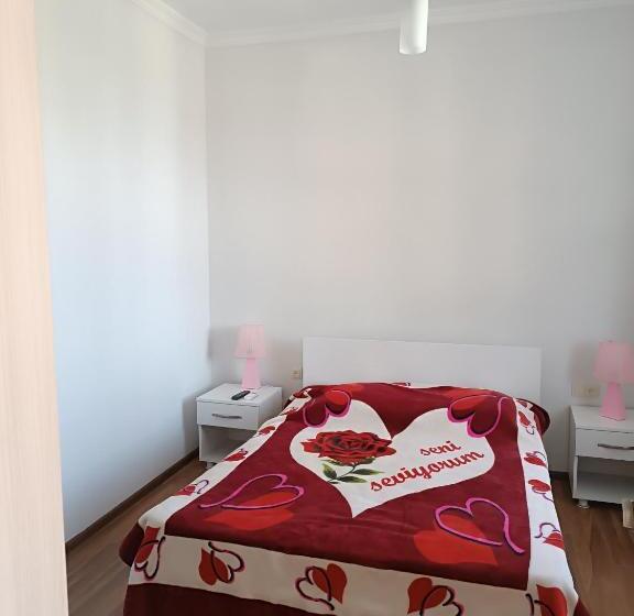 اتاق لوکس, Guest House Irakli