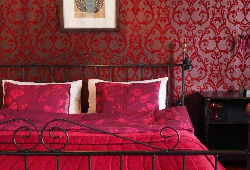 キングサイズベッドのスタンダードルーム, Hunajakoto