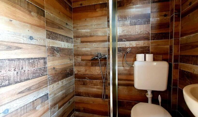 ویلای استاندارد با چشم‌انداز باغ, Rafting Centar Rt