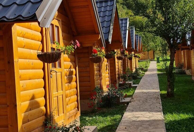 ویلای استاندارد با چشم‌انداز باغ, Rafting Centar Rt