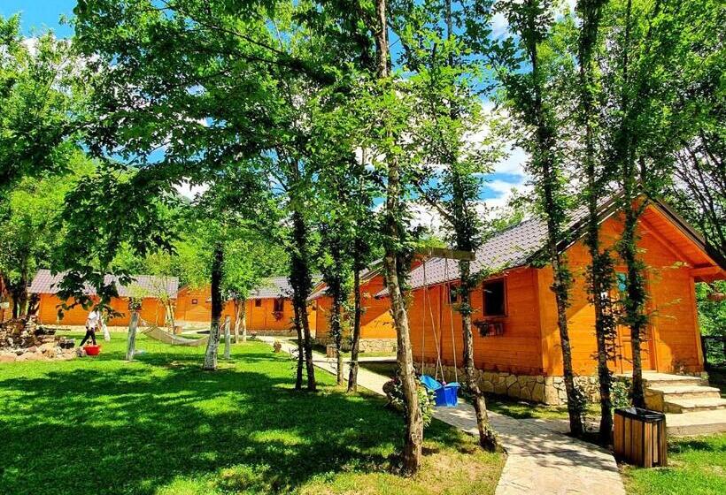 بانگلوی استاندارد, Rafting Centar Rt