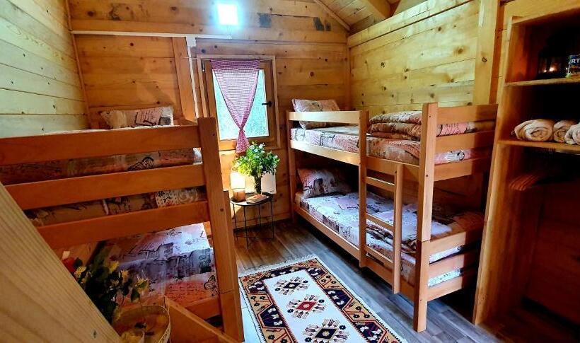 بانگلوی استاندارد, Rafting Centar Rt