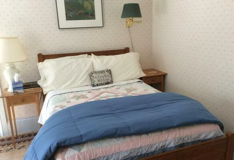 バス共有のスタンダードルーム, Clary Lake Bed And Breakfast