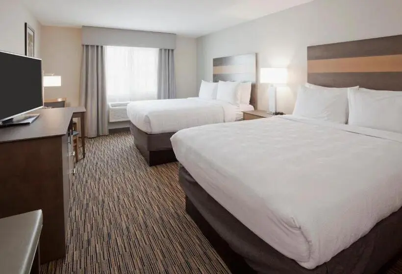 Standard-invahuone, Grandstay Hotel & Suites